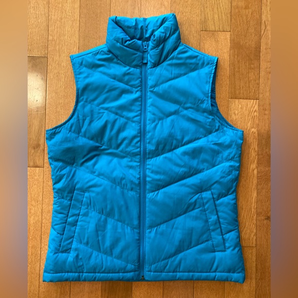 (5) Lands’ End Puffer Vests, Size Small - Picture 5 of 7